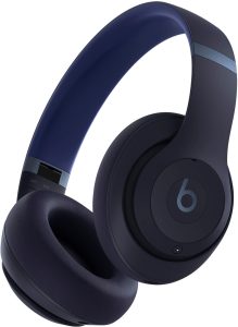 Beats Studio Pro – headphones with mic